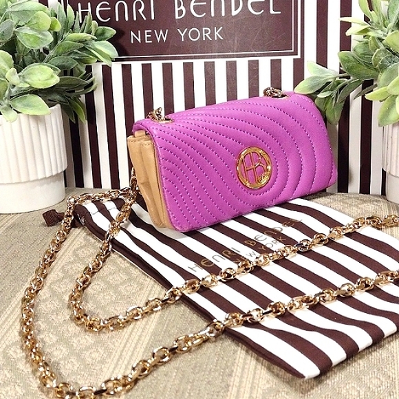 henri bendel Handbags - HP🎉Henri Bendel No 7 Mini quilted crossbody bag